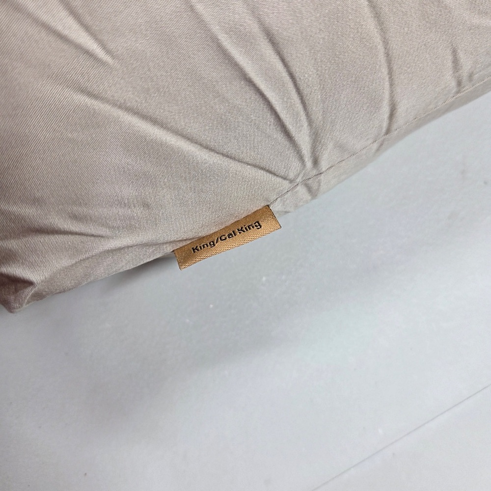 NWT QUINCE Bamboo Duvet Cover Set King/Cal King Sand 6849 - Picture 8 of 11